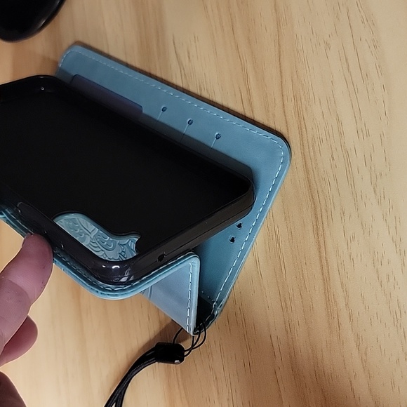 Samsung galaxy 23 fe case wallet - Picture 3 of 4